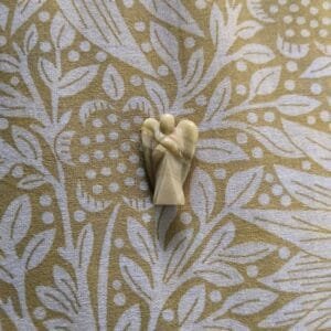 Serpentine Angel Figurine – Healing, Spiritual Awakening & Divine Protection