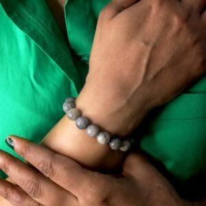 Labradorite Bracelet – 10mm Labradorite Crystal Bracelet for Intuition, Protection & Awareness