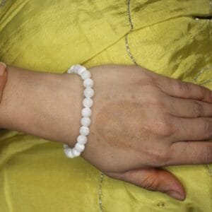 Mother of Pearl Bracelet 8mm – Calmness, Emotional Balance & Inner Peace