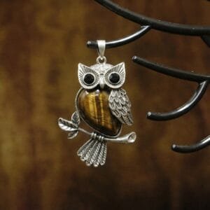 Tiger Eye Owl Pendant – Wisdom, Protection & Clear Decision Making